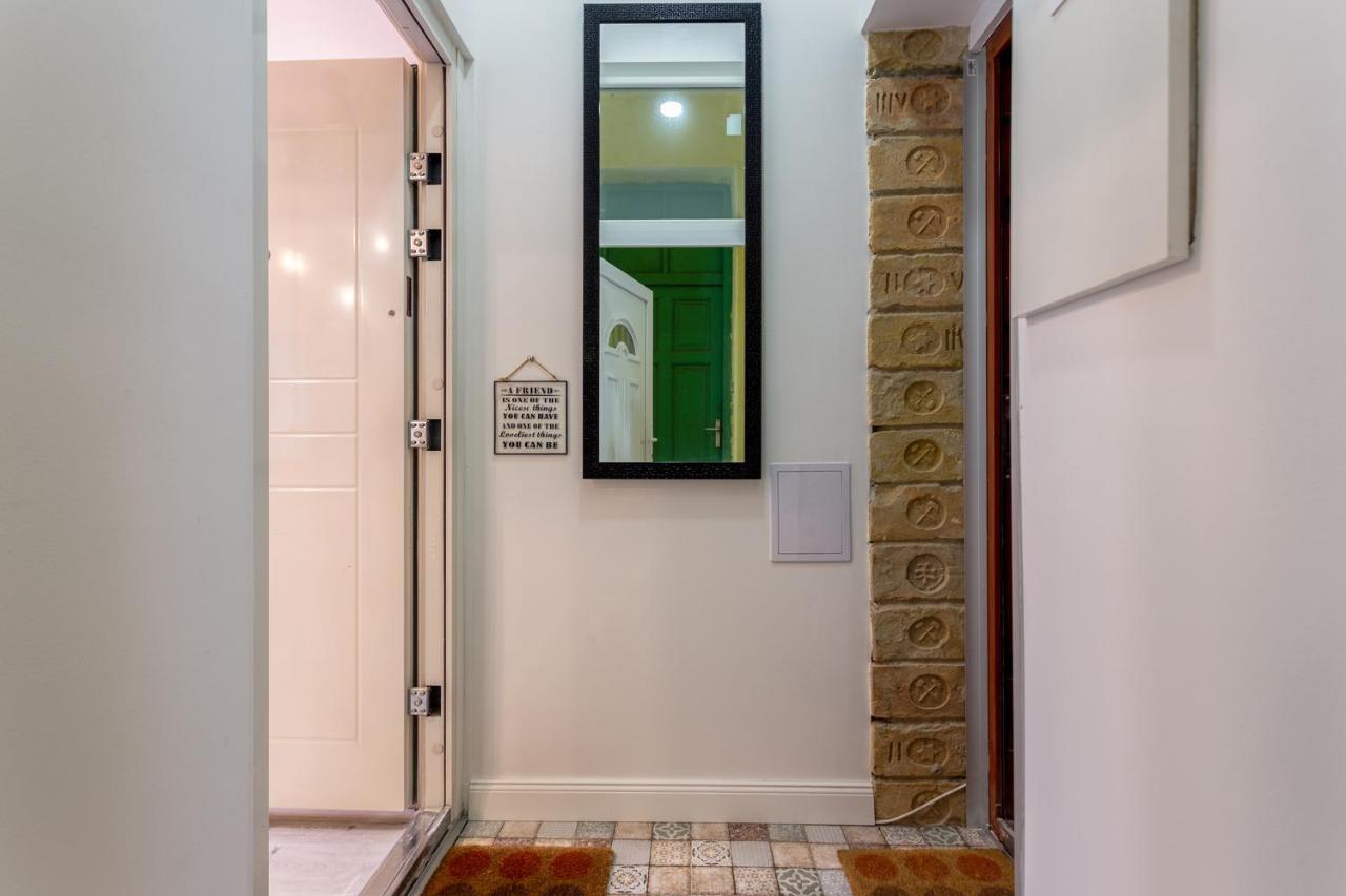 Goldcentral Apartments Akacfa Studios Budapest Eksteriør billede